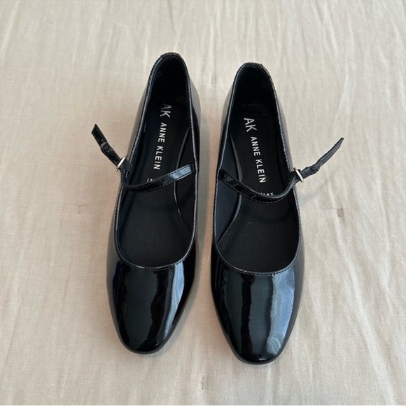 Beautiful Mary Jane flats 🤩 - Picture 4 of 8